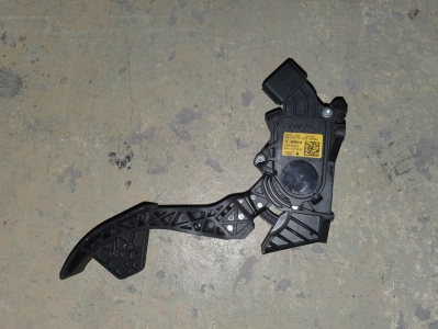 Gaspedaal positiesensor Volkswagen Polo 1.2 TSi 2016