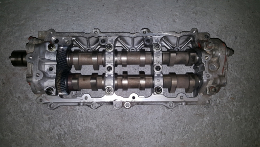 Nokkenas Renault Espace 2004 3.0 dCi V6 voor