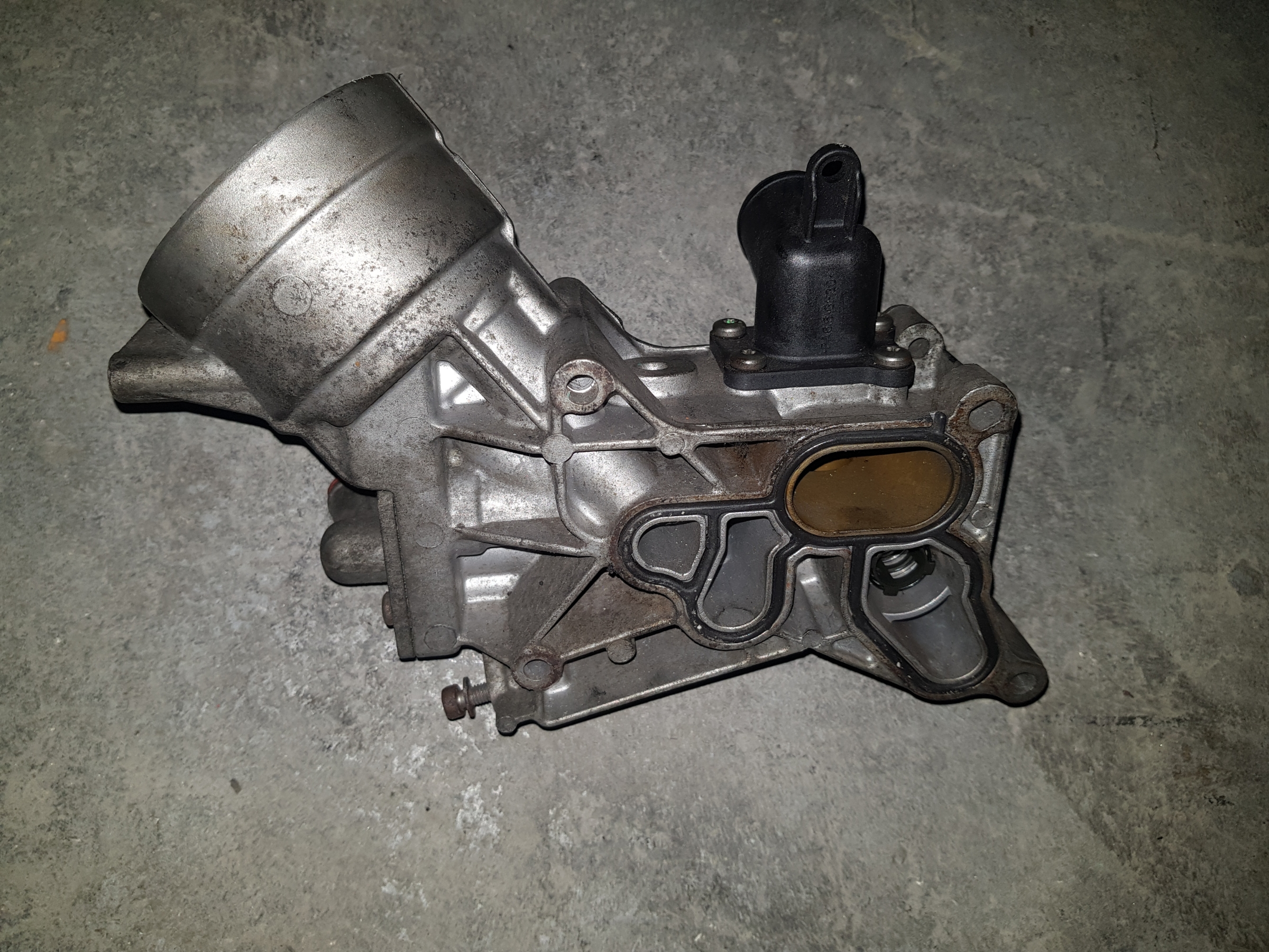 Oliefilterhuis Opel Corsa D 1.3  2010