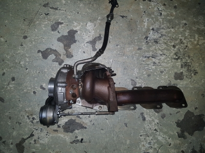 Turbo Mercedes-Benz CLS 63 AMG 5.5 V8 32V 2015