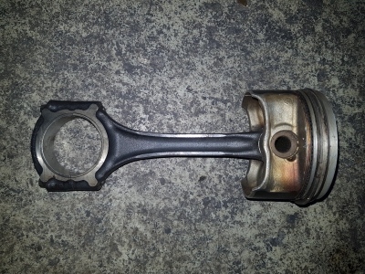 Zuiger Mercedes-Benz A 1.5 A-150 2007