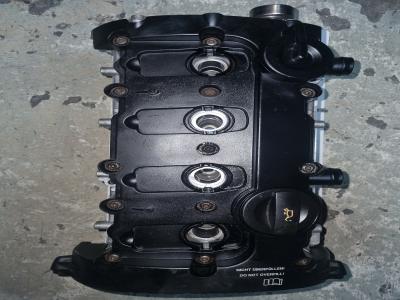 Cilinderkop Audi A4 2.0 FSI 16V 2003