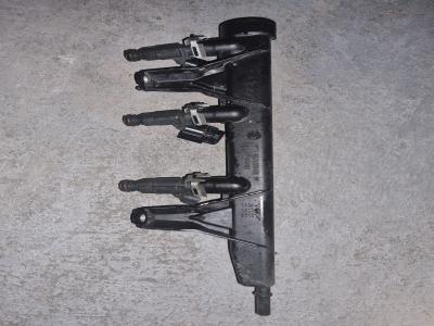 Galerij-injectie Peugeot 2008 1.2 VTI 12V 2015