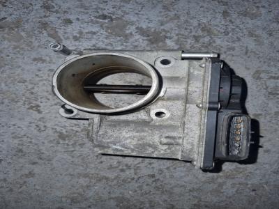 Gasklephuis Mazda 6 2.0 CiDT 16V 2009