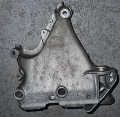 Distributiedeksel Volkswagen Golf VII 1.5 TSI BlueMotion 16V 2017