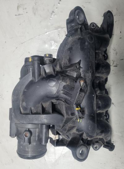 Inlaatspruitstuk Peugeot 3008 1.6 16V THP 2011