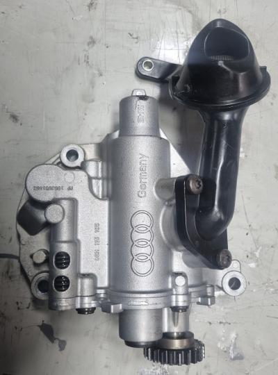 Oliepomp Volkswagen Golf VI 2.0 GTI 16V 2011