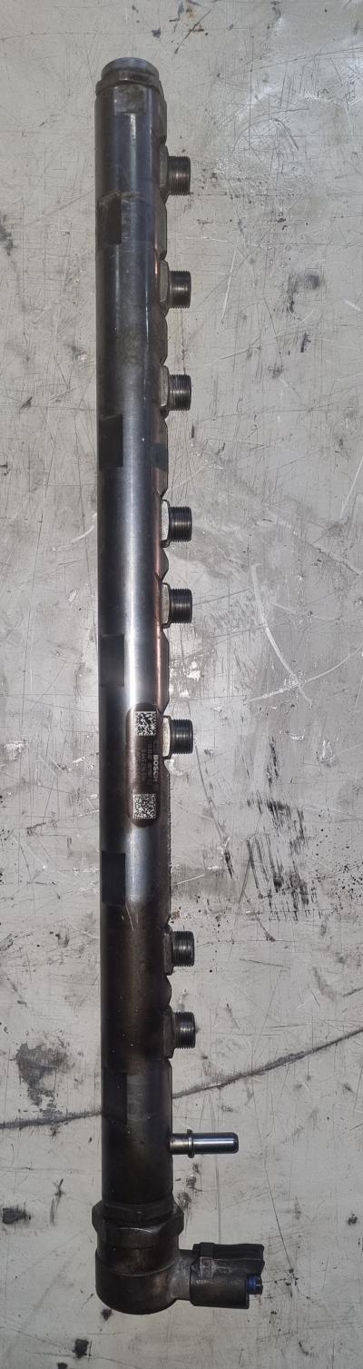 Brandstofverdeler BMW 5-Serie 535D 24V 2014