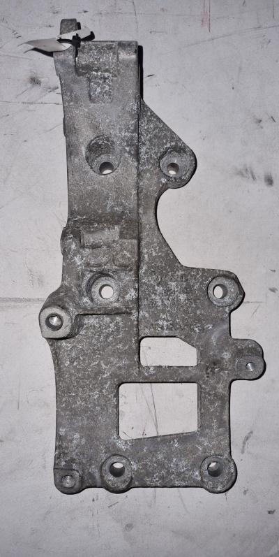 Dynamosteun Volkswagen Golf V 2.0 GTI 16V 2006