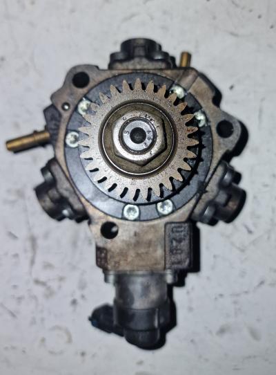 Dieselpomp Renault Trafic 1.6 DCI Twin Turbo 2017