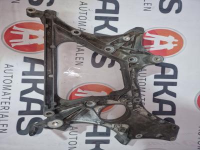 Alternator bracket Mercedes-Benz C-200 2.2 CDI 16V 2010