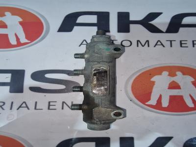 Brandstofverdeler Audi A8 3.3 TDI V8 2002