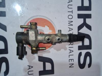 Brandstofverdeler Audi A8 3.3 TDI V8 2002