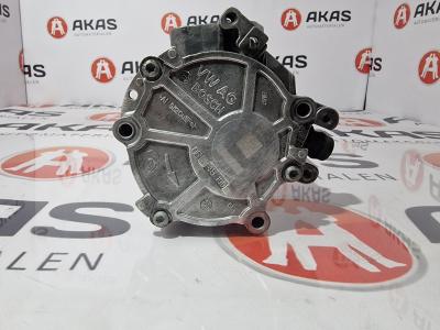 Vacuum pump Volkswagen Golf VIII 2.0 TSI 16V 2021