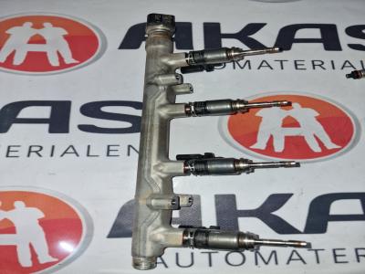 Galerij-injectie Volkswagen Golf VIII 1.5 eTSI 16V 2020