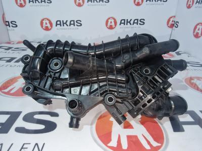Carcasa del termostato Lynk & Co 01 1.5 PHEV 2023