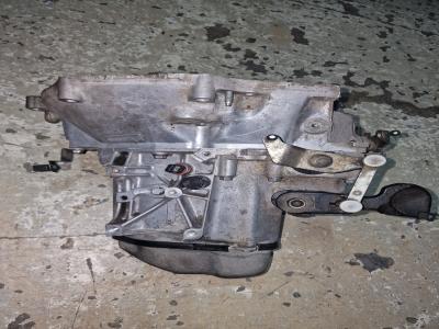 Versnellingsbak Peugeot 208 I 1.2 VTI 12V PureTech 2013