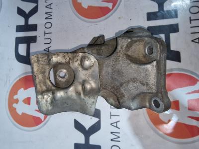 Engine bracket BMW 1-Serie 116i 1.6 16V 2013