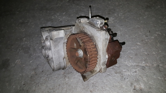 Dieselpomp Renault Laguna 1.9 dCi 2002