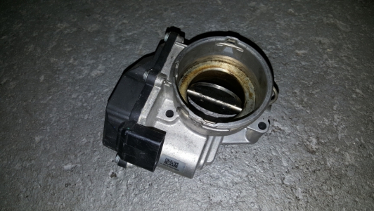 Gasklephuis Volkswagen Golf 1.9 TDI 2007