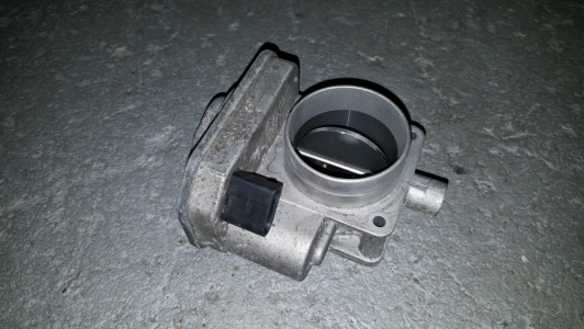 Gasklephuis Volkswagen Caddy 2.0 SDi 2007