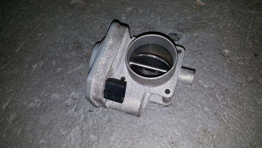 Gasklephuis Volkswagen Caddy 2.0 SDi 2007