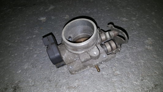 Gasklephuis Ford Galaxy 2.3 16v DOHC 2000