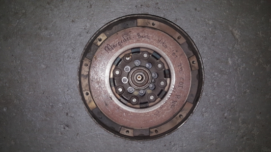 Vliegwiel Mercedes-Benz Vito 2001 108 CDI  (2-massa)