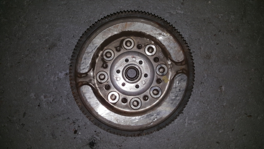 Vliegwiel Ford Focus 1.6 TDCi 2006 (2-massa)