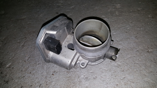 Gasklephuis BMW E87 2009 120 d