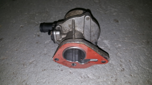 Vacuum pump Renault Trafic 1.9 dCi 2003