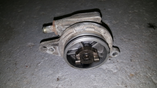 Vacuumpomp BMW E39 525 TDS 1998