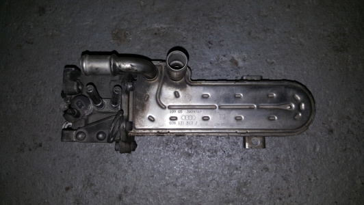 EGR-koeler Volkswagen Touran 2.0 TDI 2005