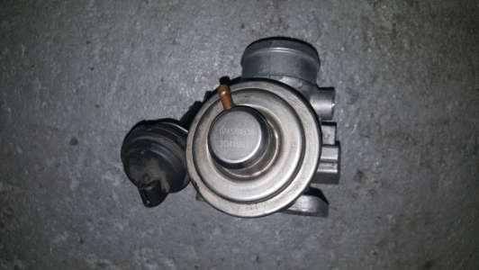 EGR vanne Volkswagen LT 2.5 TDI 2004