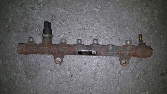 Distribuidor de combustible Renault Scenic 1.9 dCi 2005