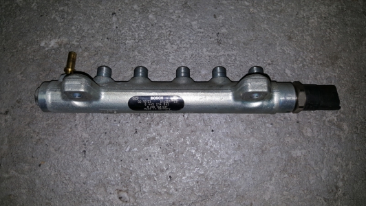 Distributeur de carburant Renault Laguna 2.2 dCi 2003