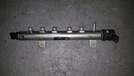 Distributeur de carburant Opel Zafira 1.9 CDTi 2006