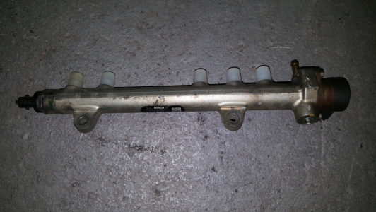 Brandstofverdeler Opel Corsa 1.3 CDTi 2004