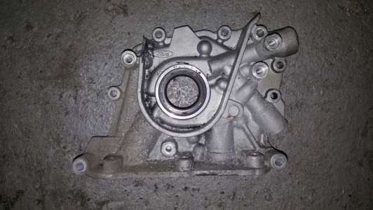 Oliepomp Ford Focus 1.6 16v 2002