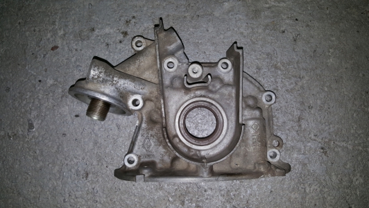 Oil pump Renault Twingo 1.2 1998