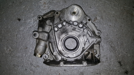 Oliepomp Volkswagen Transporter 2.5 TDI 2000