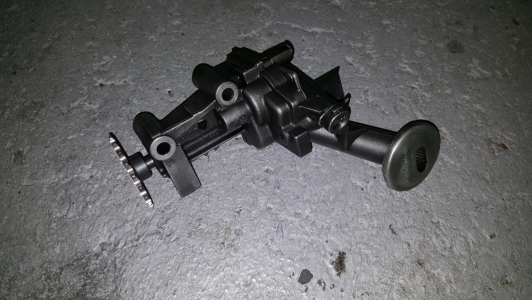 Oliepomp Opel Vivaro 2005 1.9 CDTi