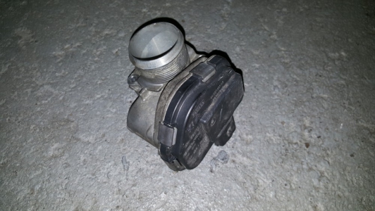 Gasklephuis Peugeot 308 SW 2012 1.6 HDi