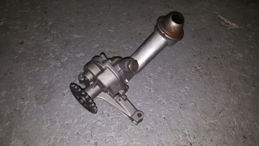 Bomba de aceite Mercedes-Benz W210 E290 TDi 1998