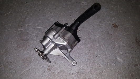 Oliepomp Mercedes-Benz Sprinter 208 CDI 2003