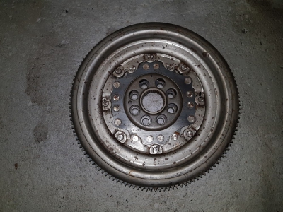 Vliegwiel Volkswagen Golf 2.0 TSi DSG 2010 (2-massa)