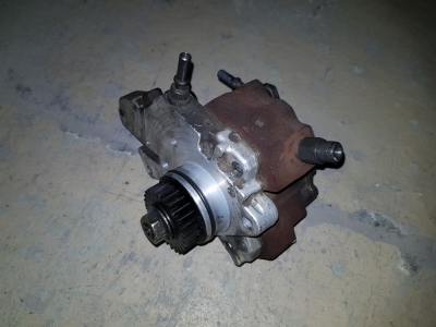 Dieselpomp Renault Trafic 2007 2.0 dCi