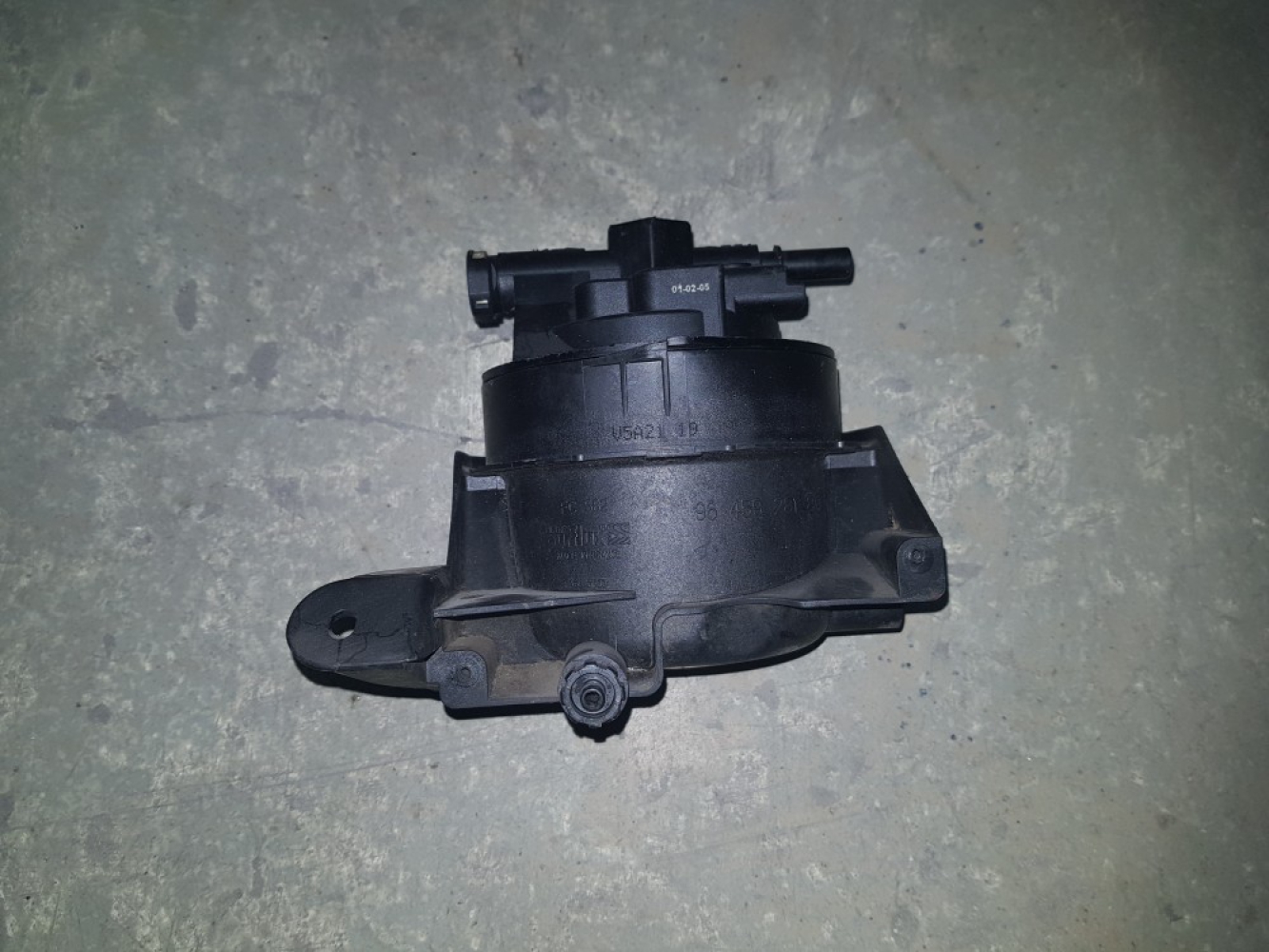 Brandstoffilterhuis Volvo V50 2005 2.0 D